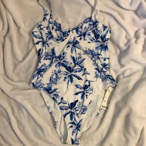 NWT Urban Outfitters one-piece swimsuit size XL